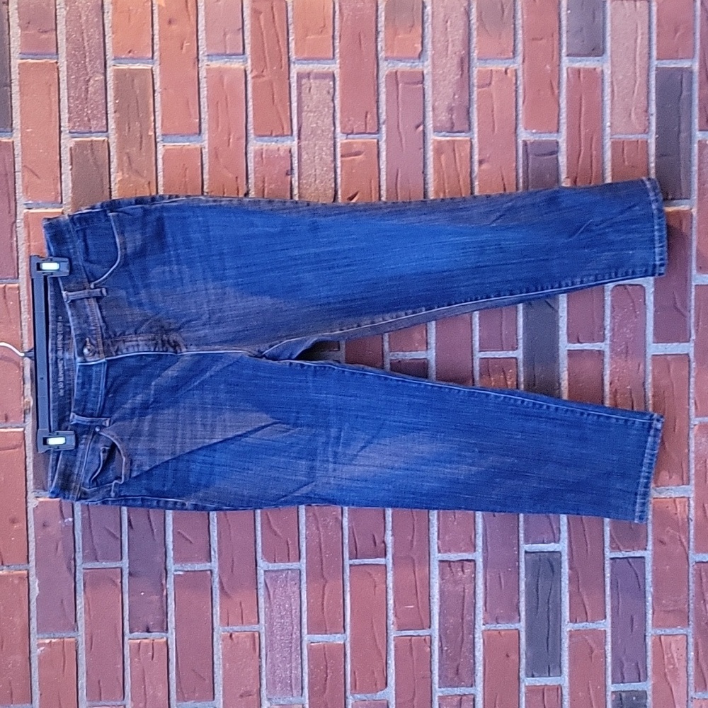 Chico's So Slimming cropped jeans